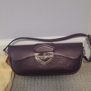 Louis Vuitton Purple Shoulder Bag with Polished Finish